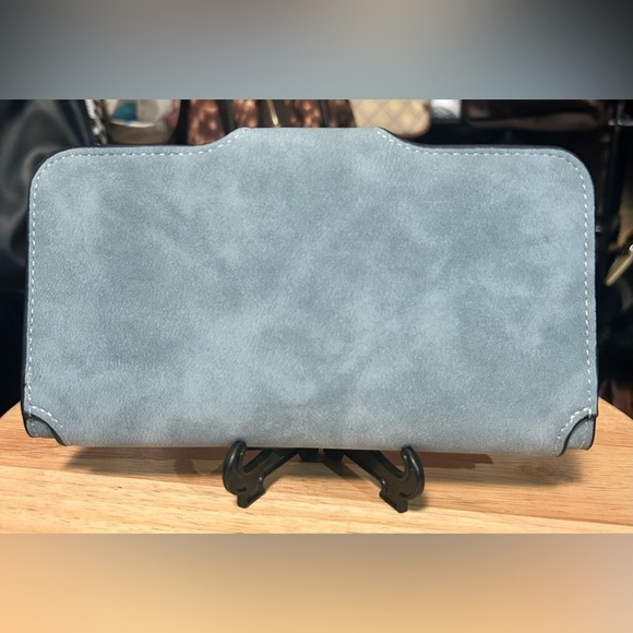 Baellerry Genuine Cowhide Suede Cornflower Blue Bifold Wallet NWOT! - Picture 2 of 10